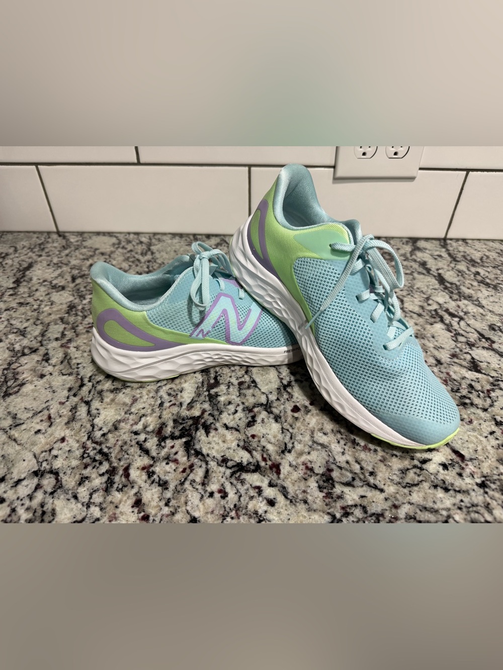 New Balance Women's Aqua and Lime Athletic Running Sneakers